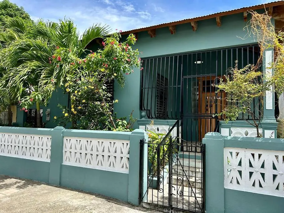 Casa M - Downtown Caribbean Home Vieques